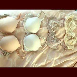 Four Victoria secret bras size 36C